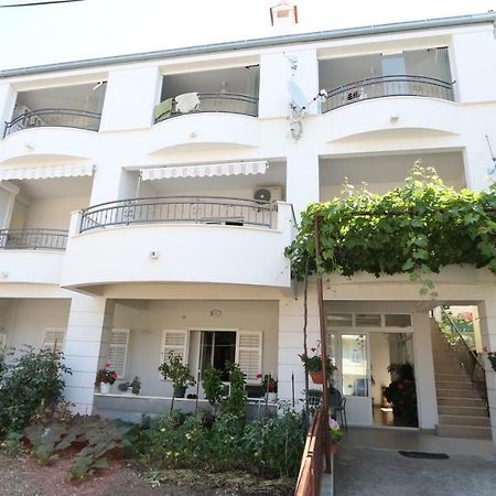 Dinka Guesthouse Makarska Eksteriør bilde
