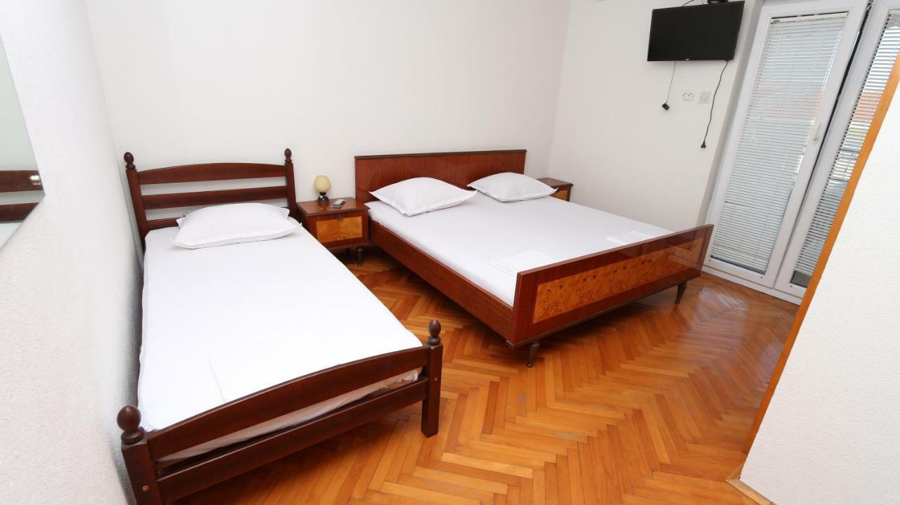 Dinka Guesthouse Makarska Eksteriør bilde
