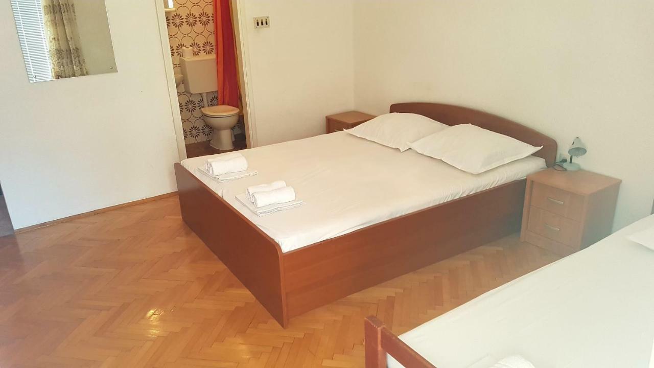 Dinka Guesthouse Makarska Eksteriør bilde